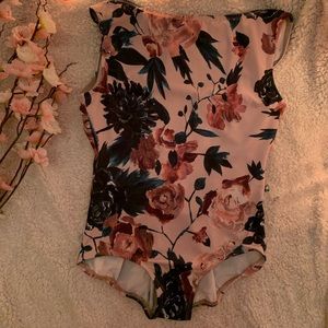 LUCKYLEO PETAL ALLURE SIZE LARGE